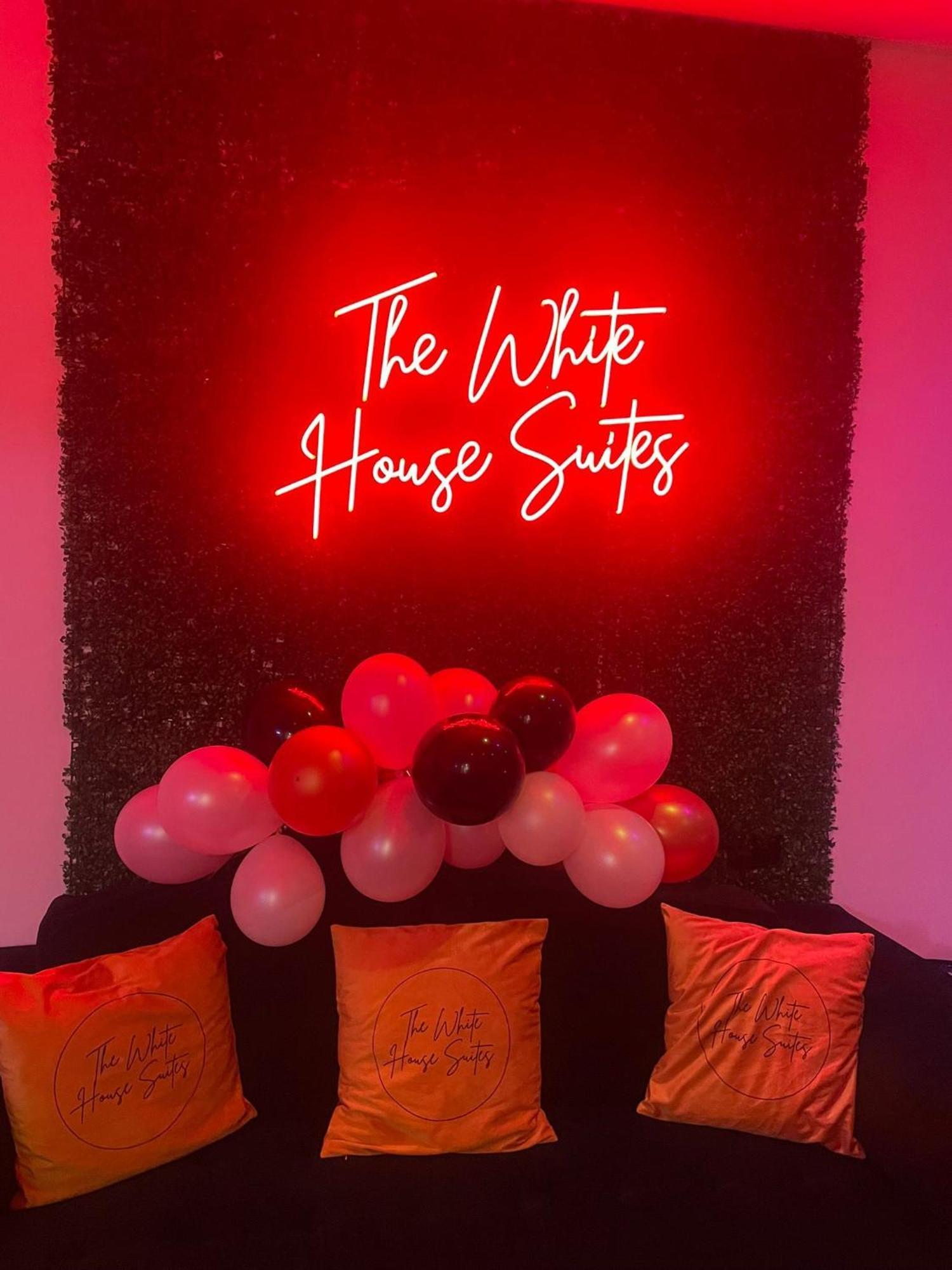 The White House Vegas Suites Blackpool Exterior photo